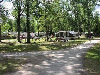 Отель Jell E Bean Campground And Trailers Васага-Бич Экстерьер фото